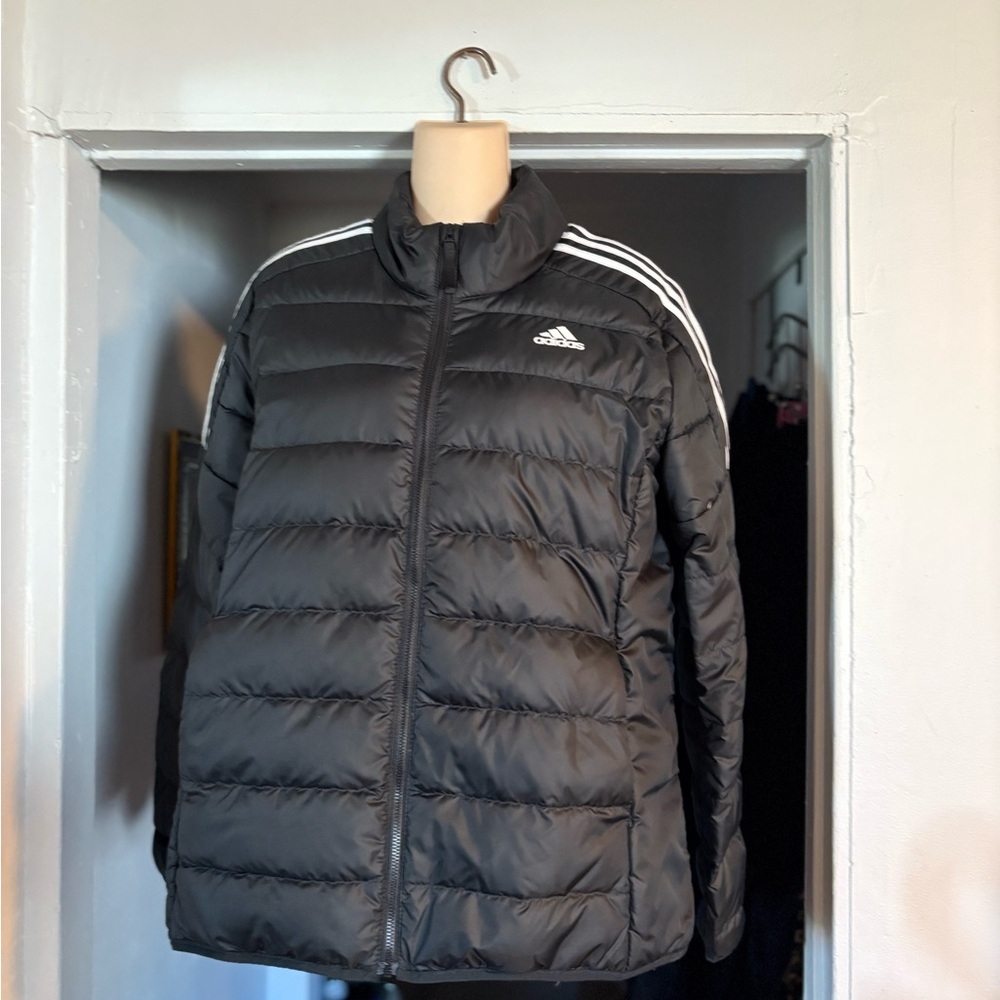 Adidas Essentials Down Insulated Jacket Black Sz … - image 2